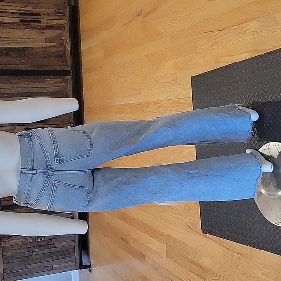 Zara 90"s high waisted wide leg distressed jeans - Picture 7 of 16